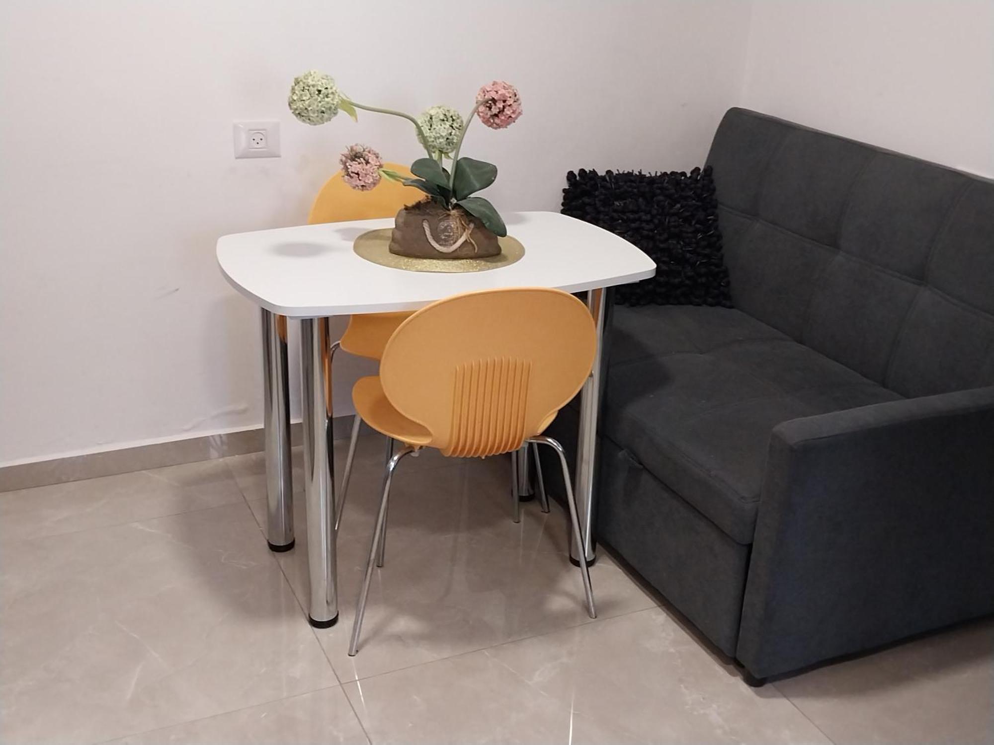 Apartmán שירת דבורה בבני ברק Giv'at Shemu'el Exteriér fotografie